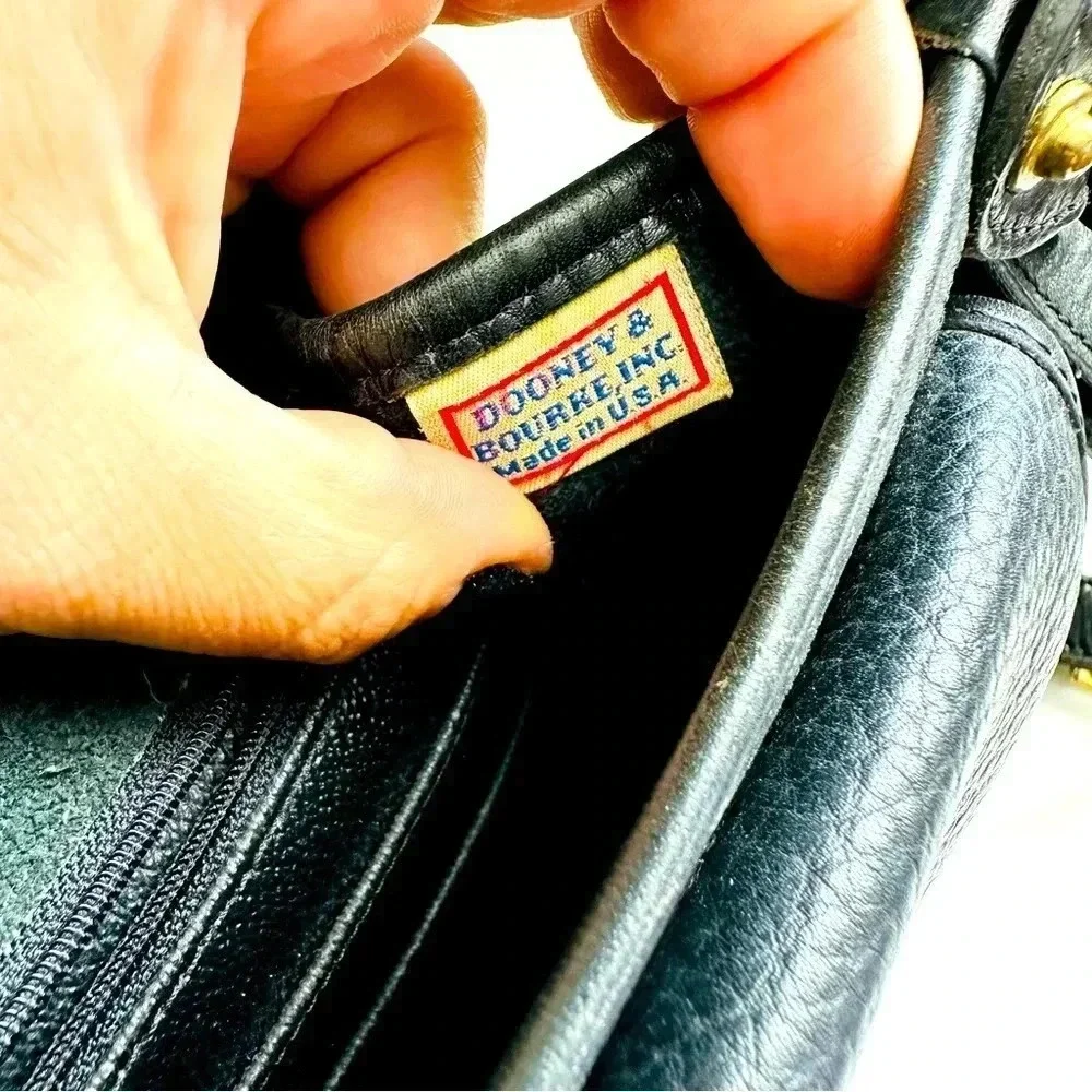 Rare Vintage Dooney & Bourke Leather Black Horseshoe Crossbody Bag